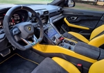 Giallo Lamborghini Urus Pearl Capsule 2022