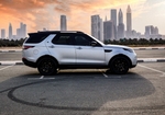 Beyaz Land Rover Keşif SEÇ 2021
