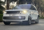 White Land Rover Range Rover Vogue HSE V8 2023