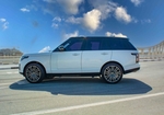 White Land Rover Range Rover Vogue Supercharged 2018