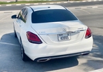 Blanco Mercedes Benz C300 2019