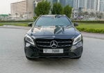Black Mercedes Benz GLA 250 2020