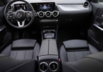Black Mercedes Benz GLA 250 2022
