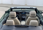 Negro Mercedes Benz C300 convertible 2019