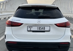 White Mercedes Benz GLA 250 2021