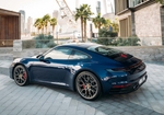 Blau Porsche 911 Carrera S 2021