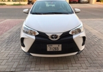 White Toyota Yaris 2022