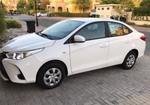 White Toyota Yaris 2022