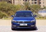 Blu Volkswagen Passat 2019
