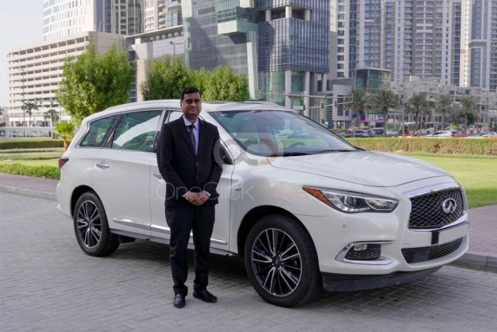 Infiniti QX60 with Driver 1