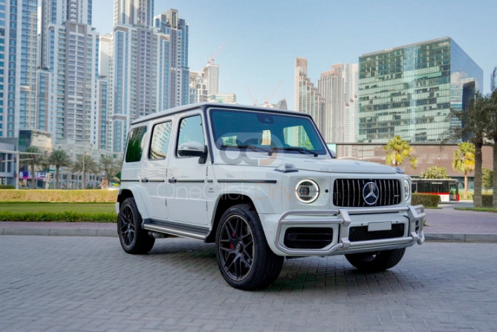 Mercedes Benz G 63 with Driver 2