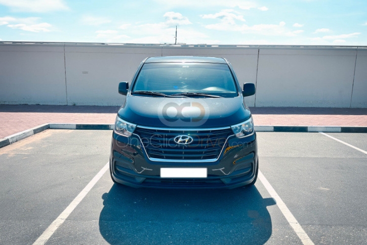 Hyundai H1 (8 pax) 2022 2