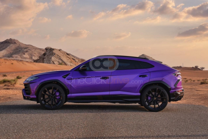 Lamborghini Urus Purple 2