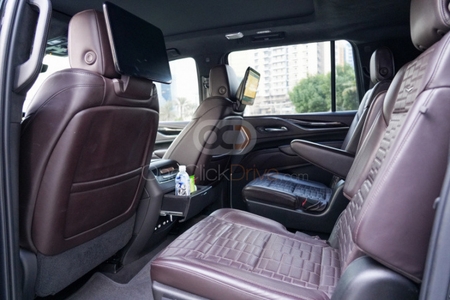 Cadillac Escalade 2023-7-Sitzer