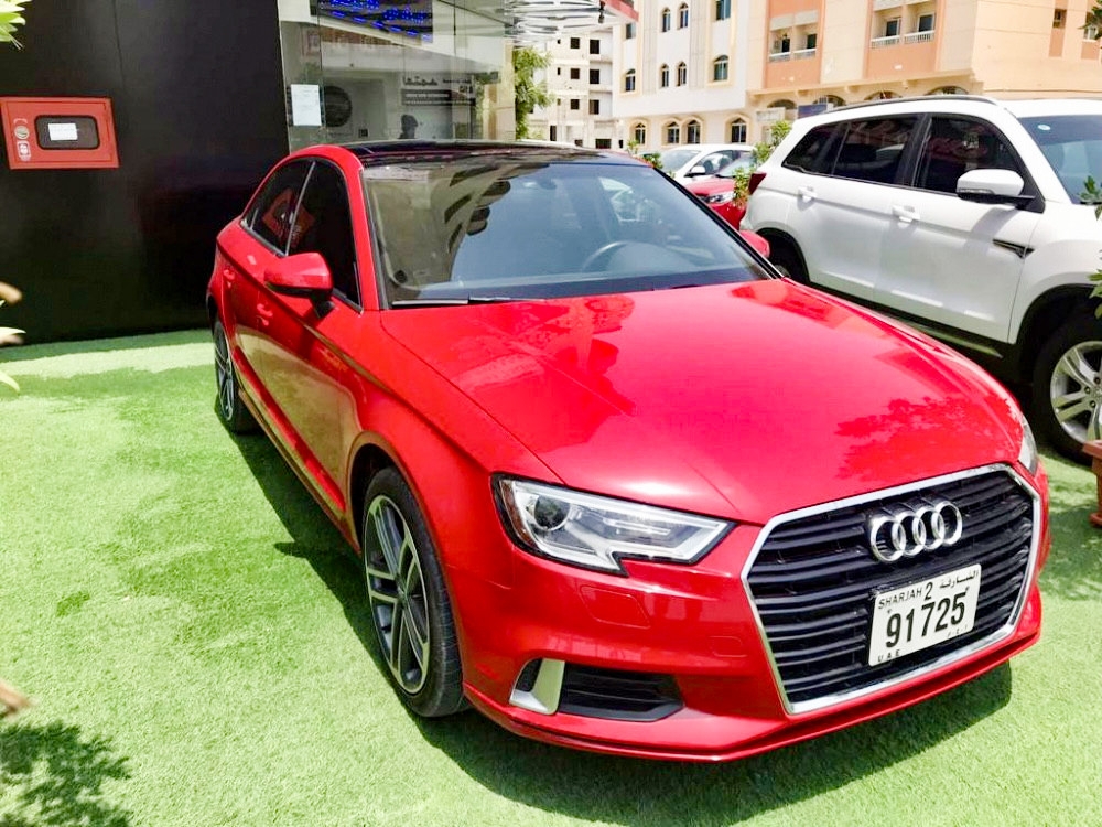 rouge Audi A3 2017