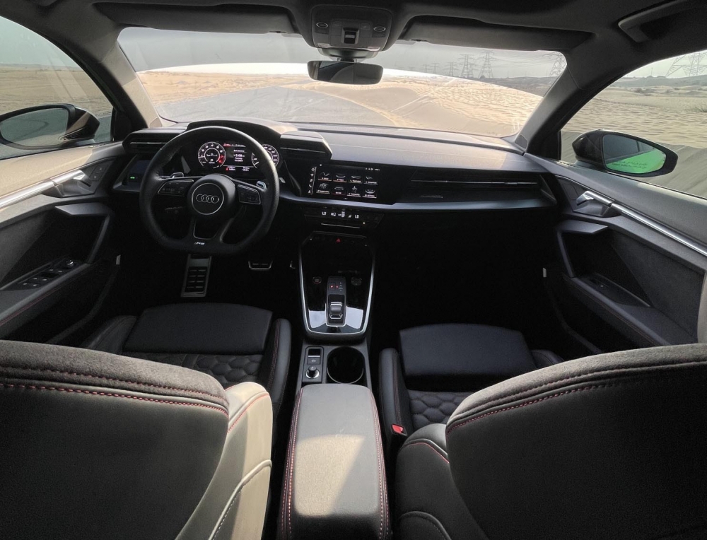 vert Audi RS3 2023