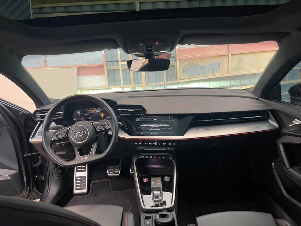 Grigio Audi S3 2021