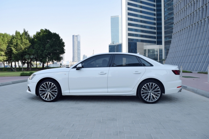 White Audi A4 2019