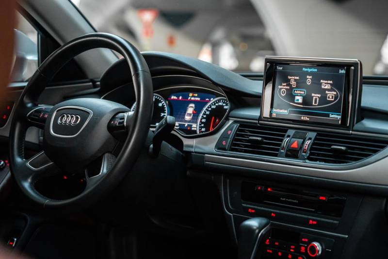 Black Audi A6 2018