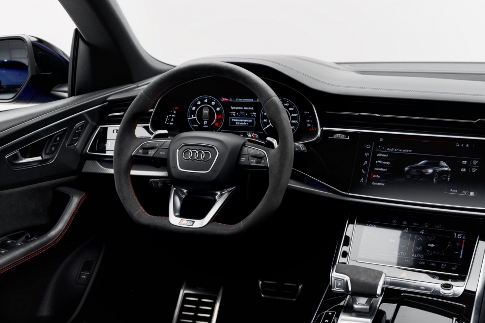 Porpora Audi RS Q8 2021