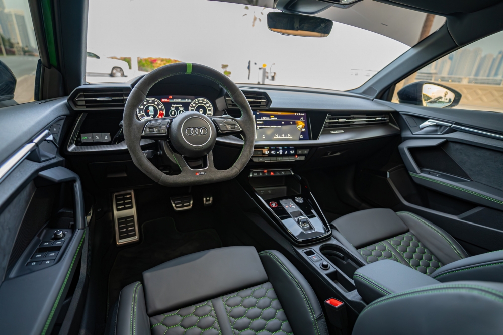 vert Audi RS3 2024
