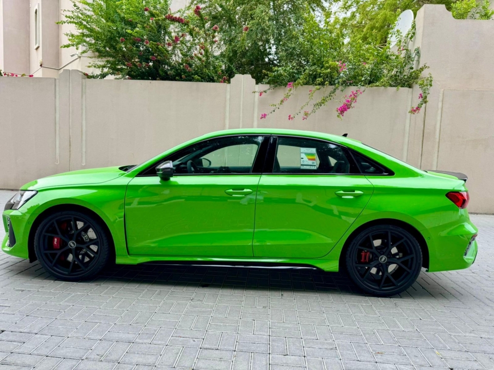 vert Audi RS3 2024