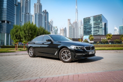Rent BMW 520i 2020