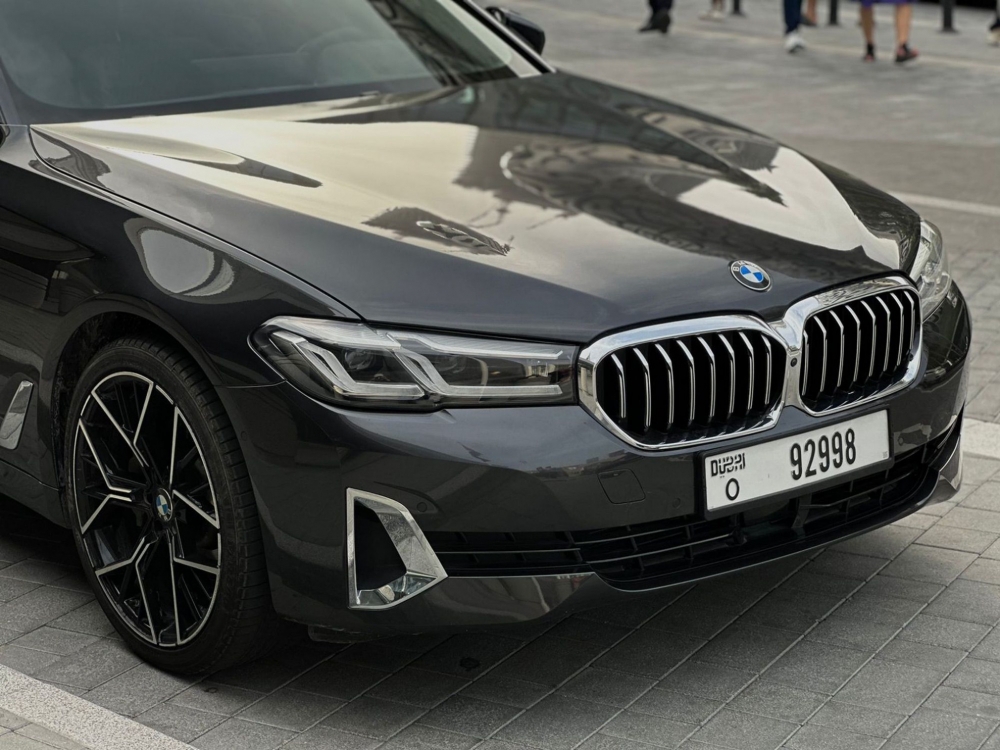 Noir BMW 530i 2022
