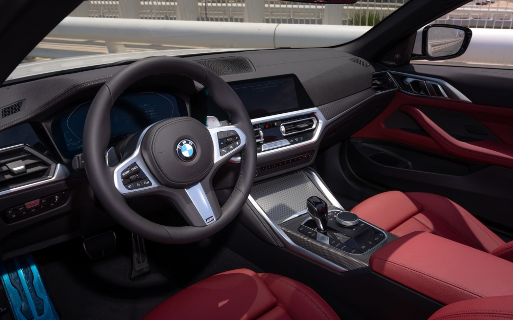 Черный BMW 430i Кабриолет M-Kit 2023 год
