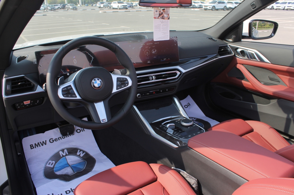 Weiß BMW 430i Cabrio M-Kit 2024