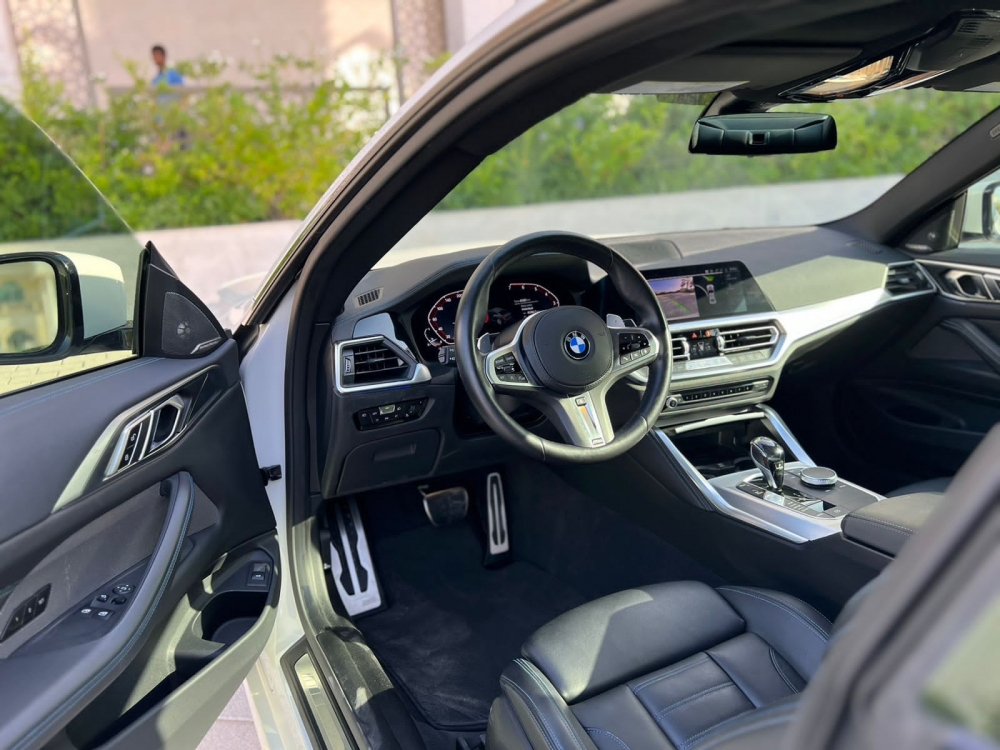 Bianca BMW 430i Coupé 2021