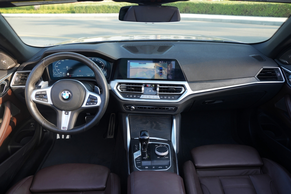 Mavi BMW 440i Dönüştürülebilir 2022