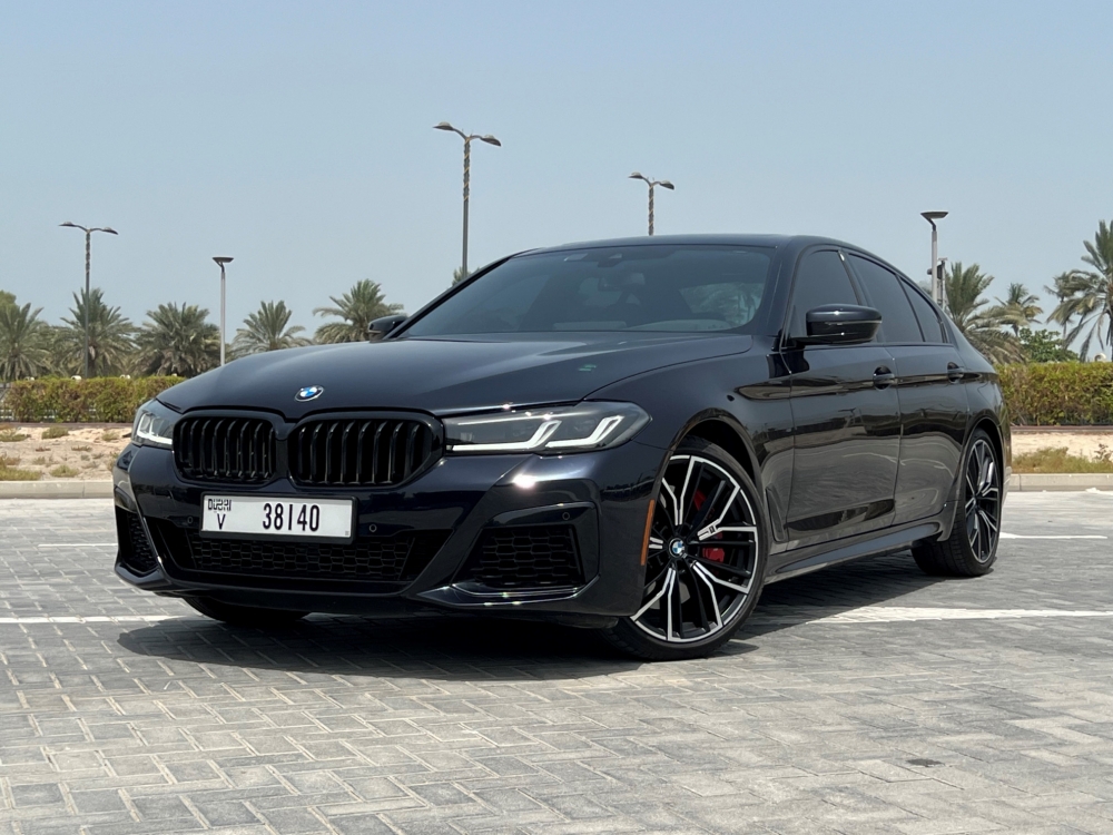 Black BMW 540i 2023