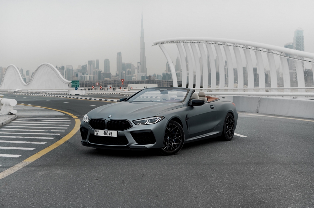 grise BMW M8 Compétition Cabriolet 2020