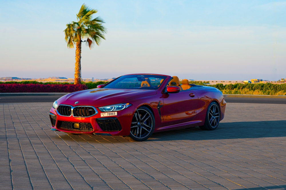 Rot BMW M8 Competition Cabrio 2020