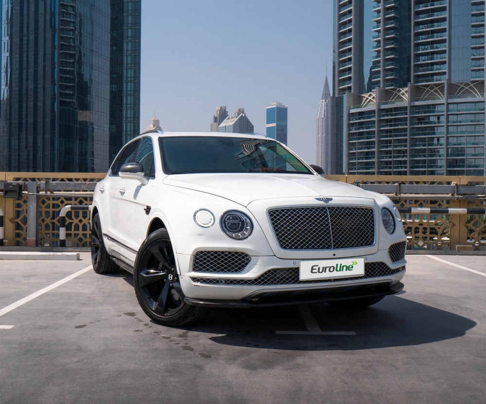 White Bentley Bentayga 2019