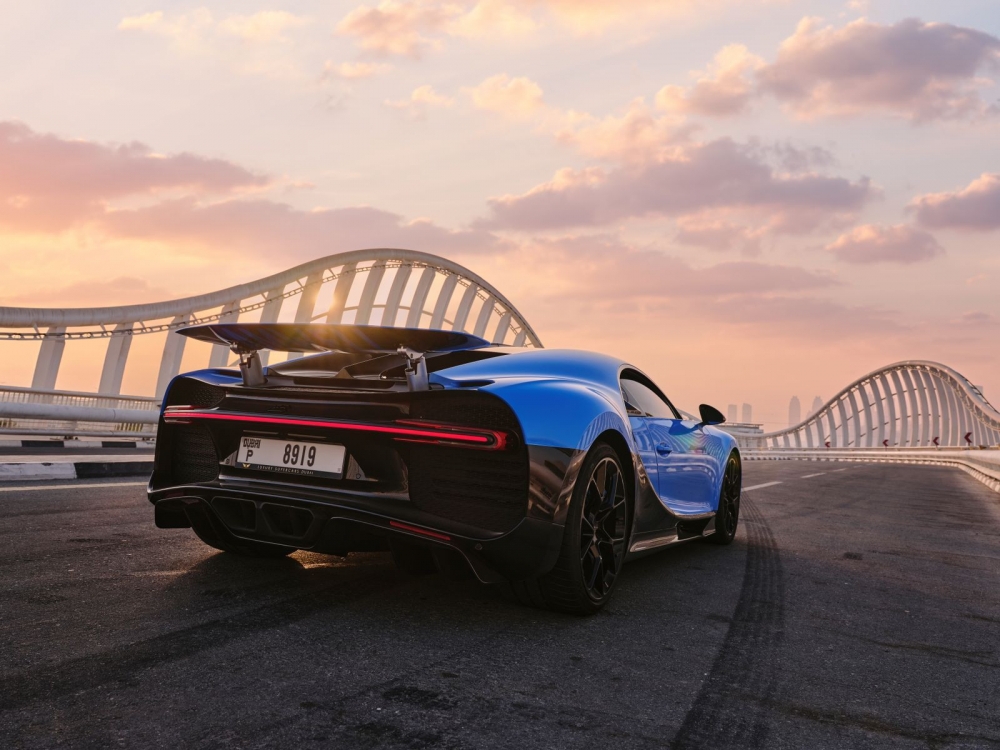 Blue Bugatti Chiron Sports 2022