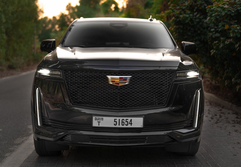 zwart Cadillac Escalade Sport 2023