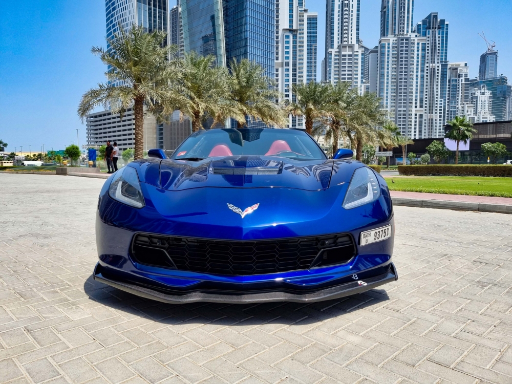 Голубой Шевроле Кабриолет Corvette C7 Stingray 2019 год