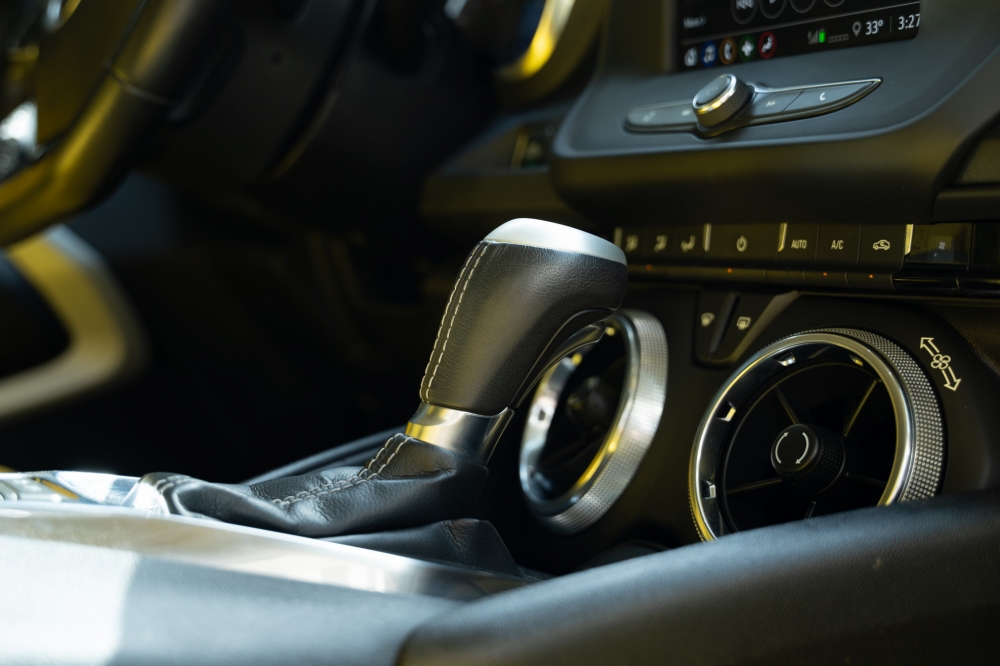 Siyah Chevrolet Camaro RS Coupe V4 2022