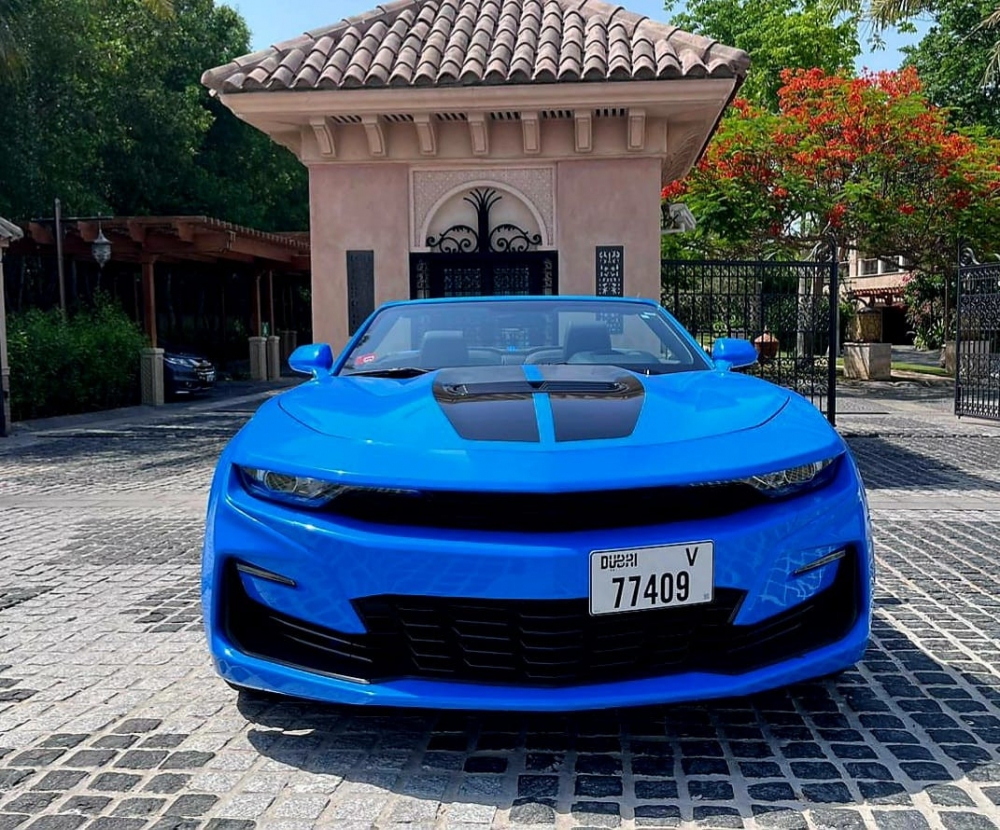 Mavi Chevrolet Camaro ZL1 Dönüştürülebilir V8 2022
