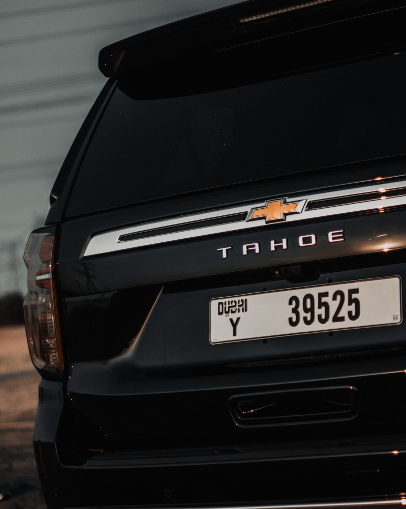 zwart Chevrolet Tahoe Premier V8 2023