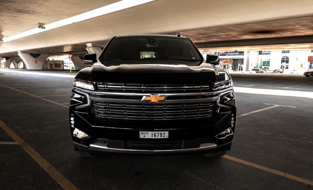 Black Chevrolet Tahoe 2022