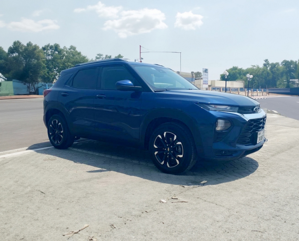 Azul zafiro Chevrolet Trailblazer 5 plazas 2022