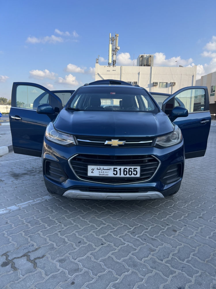 Blau Chevrolet Trax 2020