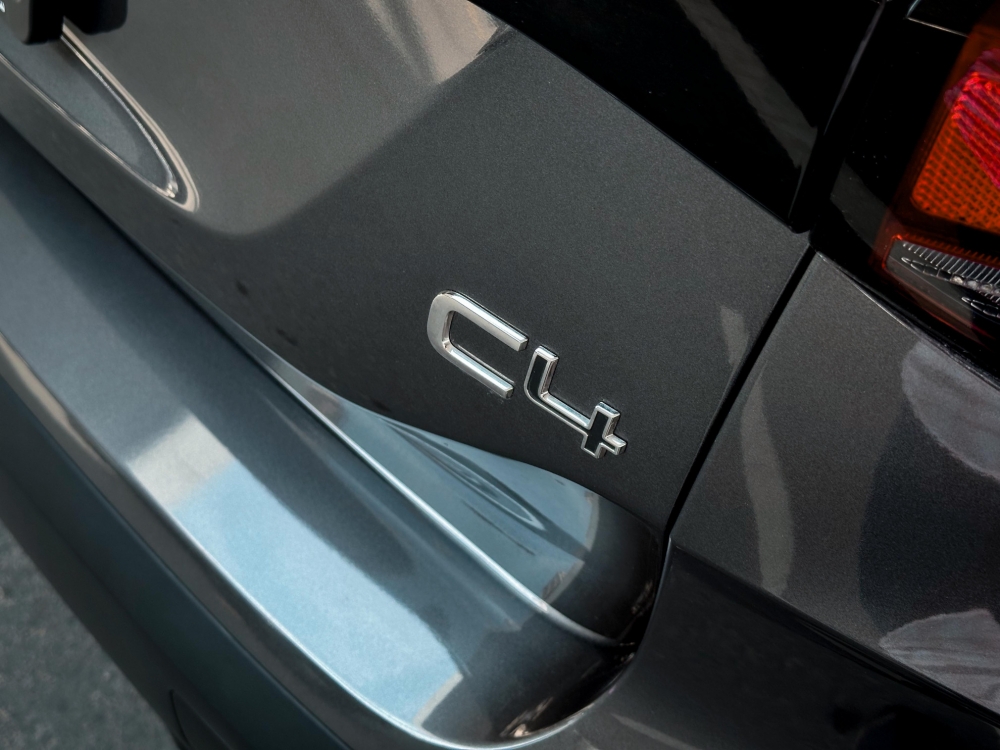 Grijs Citroën C4 2024