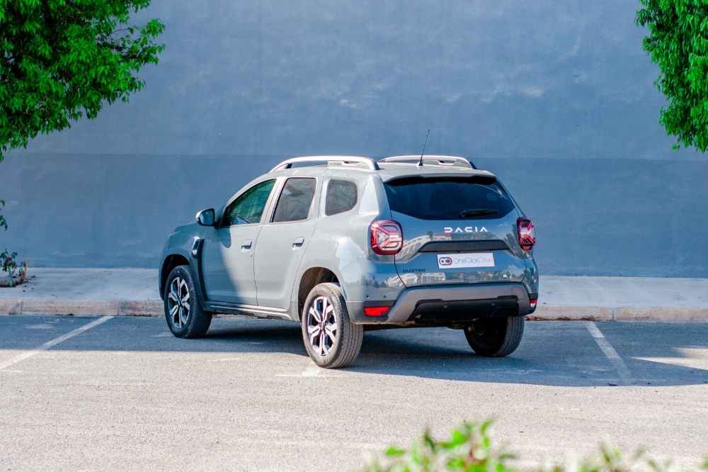 grise Dacia Duster 2023