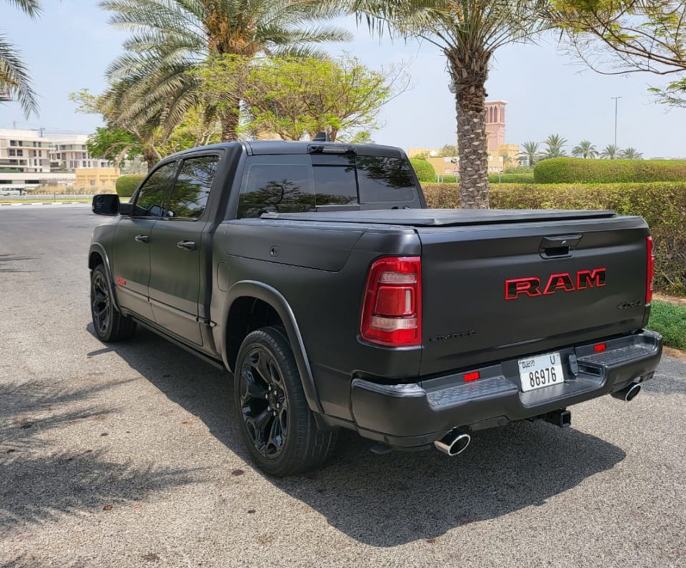 Black Dodge RAM 2022