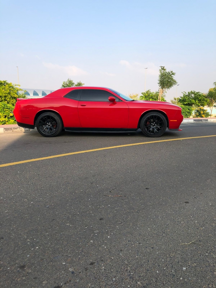 Red Dodge Challenger SRT Kit V6 2020