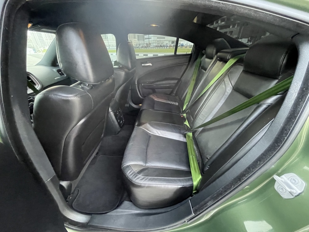 أخضر فاتح دودج تشارجر إس آر تي كيت V6 2020